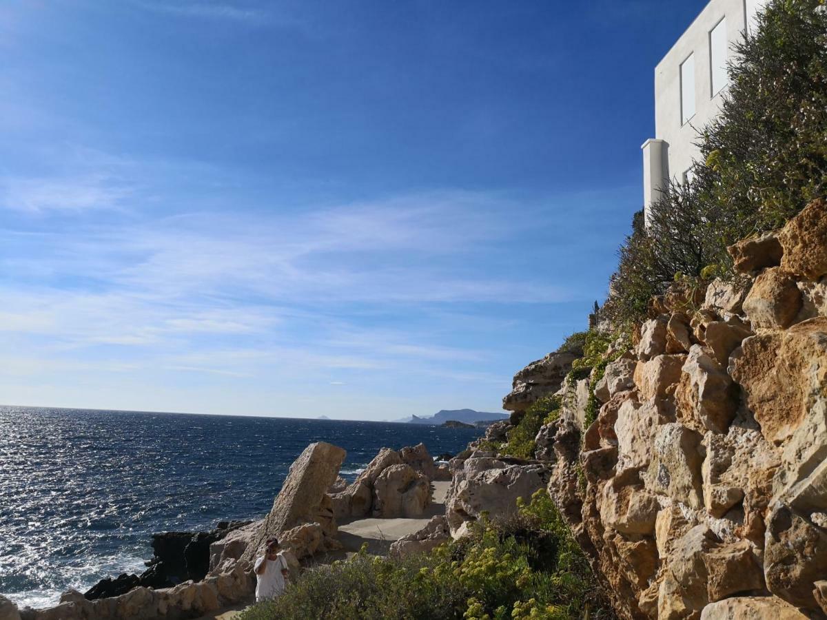 T2 climatisé domaine de la Coudoulière devant la plage, terrasse vue mer au milieu de la pinède au calme sans vis à vis dernier étage Six-Fours-les-Plages Extérieur photo